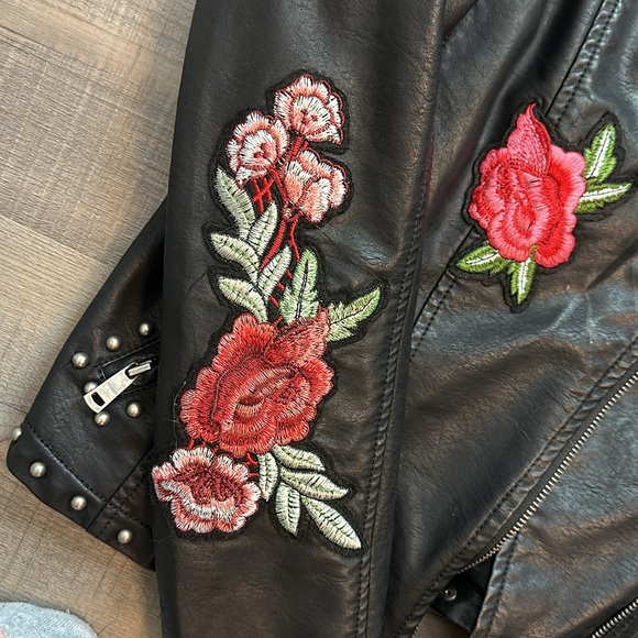 Coalition leather biker jacket with floral and metal details - Picture 3 of 4